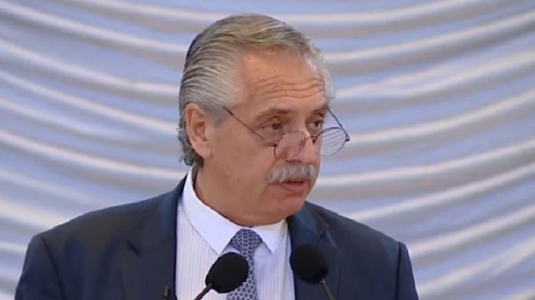 Fernández comunicó que acatará el fallo de la Corte e informó que le pagará a la Ciudad con bonos